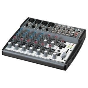 Behringer XENYX 1202 PA en studio mixer