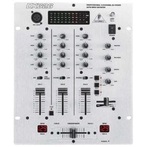Behringer DX626 DJ mixer