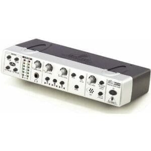 Behringer Minimon MON800 matrix mixer