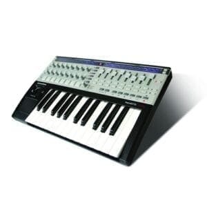 Novation ReMote 25 SL MkII - MIDI Keyboard en controller