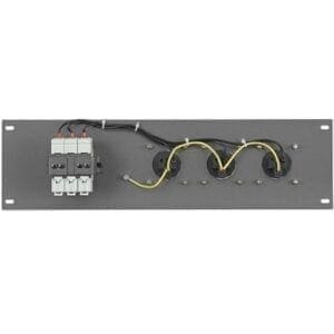 Showtec PDP-163F 19 inch paneel met 3 3-pins CEE 16A aansluitingen en 3 16A circuitbreakers
