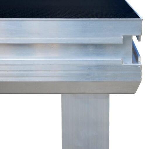 Duratruss DS ProStage podiumdeel triangle (100 x 100 cm) Duratruss Stage J&H licht en geluid 3