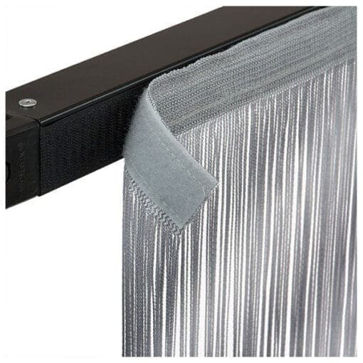Showtec String gordijn – grijs (3 x 6 meter) Pipe & Drape J&H licht en geluid 2