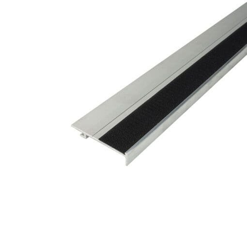 Showgear Curtain Skirting Profile for Mammoth Dex Podium accessoires J&H licht en geluid 2