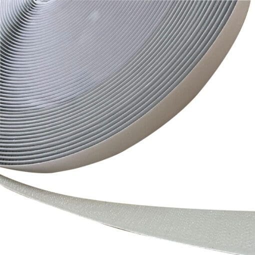 Showtec Klittenband haakzijde, 2 centimeter x 25 meter Podium en rigging J&H licht en geluid 4
