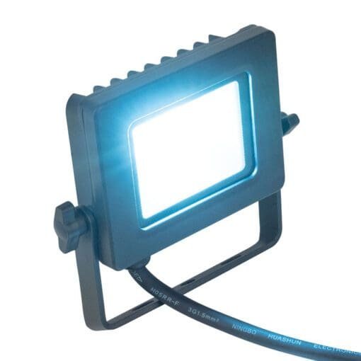 Showtec Aviano Tour 10W CCT Entertainment- verlichting J&H licht en geluid 6