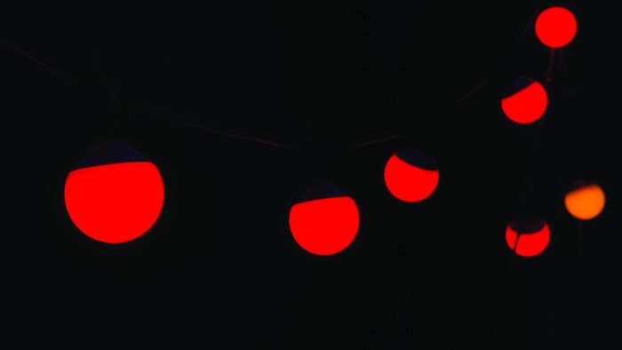 SHOWTEC Festoon Q4 String IP65 20 pixels, 15 m Decoratieve verlichting J&H licht en geluid 9 SHOWTEC Festoon Q4 String IP65 20 pixels, 15 m Decoratieve verlichting J&H licht en geluid 9