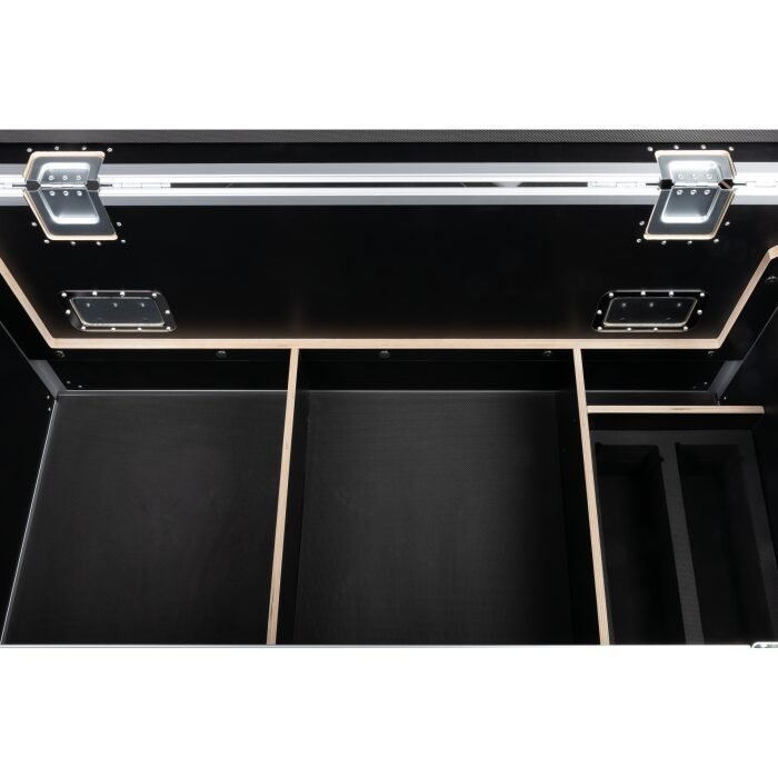 SHOWTEC Case voor 2x Stage Blinder FLEX Blaze / Titan Strobe FLEX FX Kisten J&H licht en geluid 7 SHOWTEC Case voor 2x Stage Blinder FLEX Blaze / Titan Strobe FLEX FX Kisten J&H licht en geluid 7