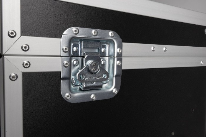 SHOWGEAR Storage Case 2 – Met 4 kratten en 2 werkoppervlakken Diverse kisten J&H licht en geluid 14 SHOWGEAR Storage Case 2 – Met 4 kratten en 2 werkoppervlakken Diverse kisten J&H licht en geluid 14