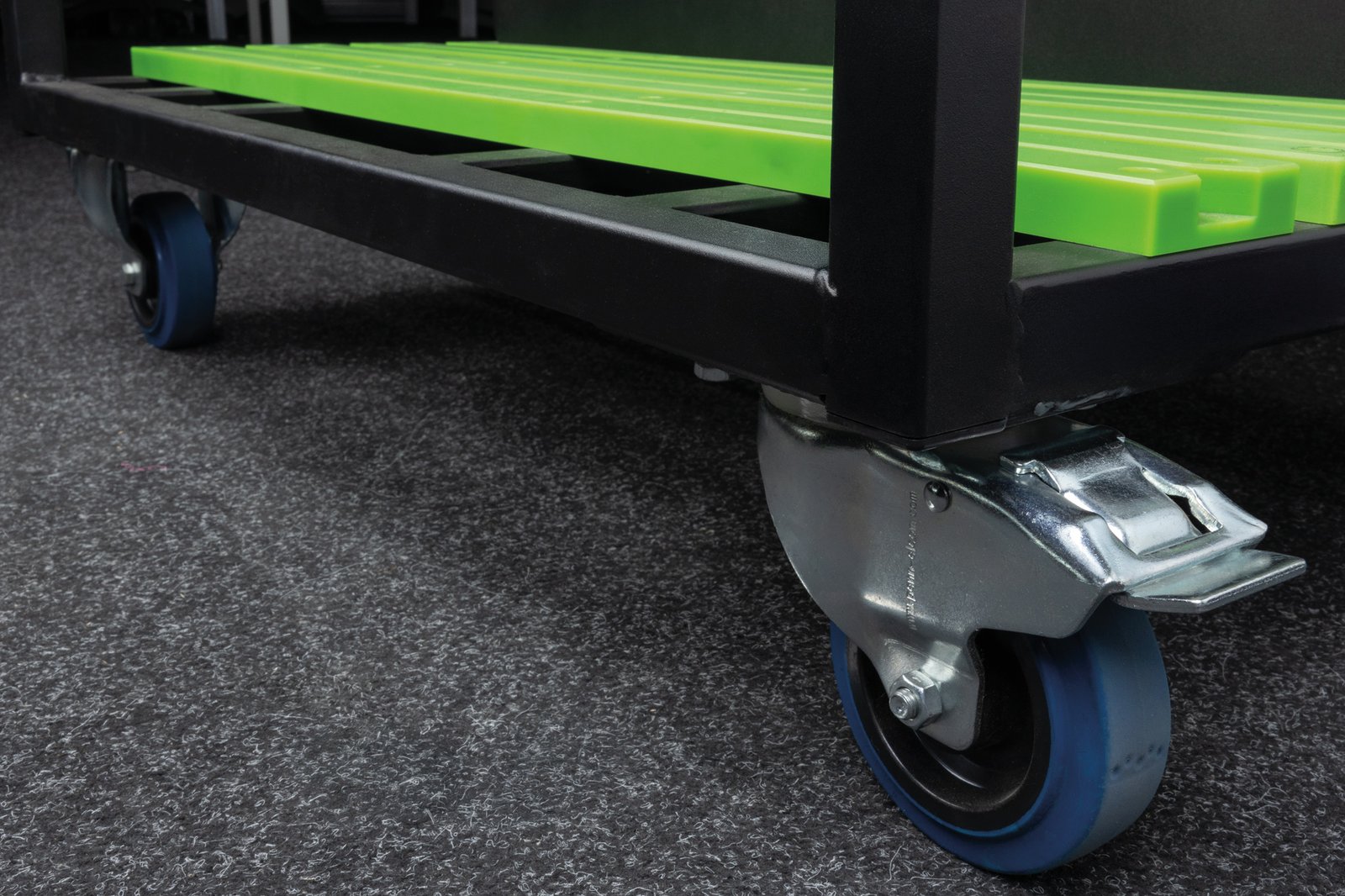 SHOWGEAR LoadMaster trolley voor 6 Universal Truss Base Plate 600 Producten J&H licht en geluid 7 SHOWGEAR LoadMaster trolley voor 6 Universal Truss Base Plate 600 Producten J&H licht en geluid 7