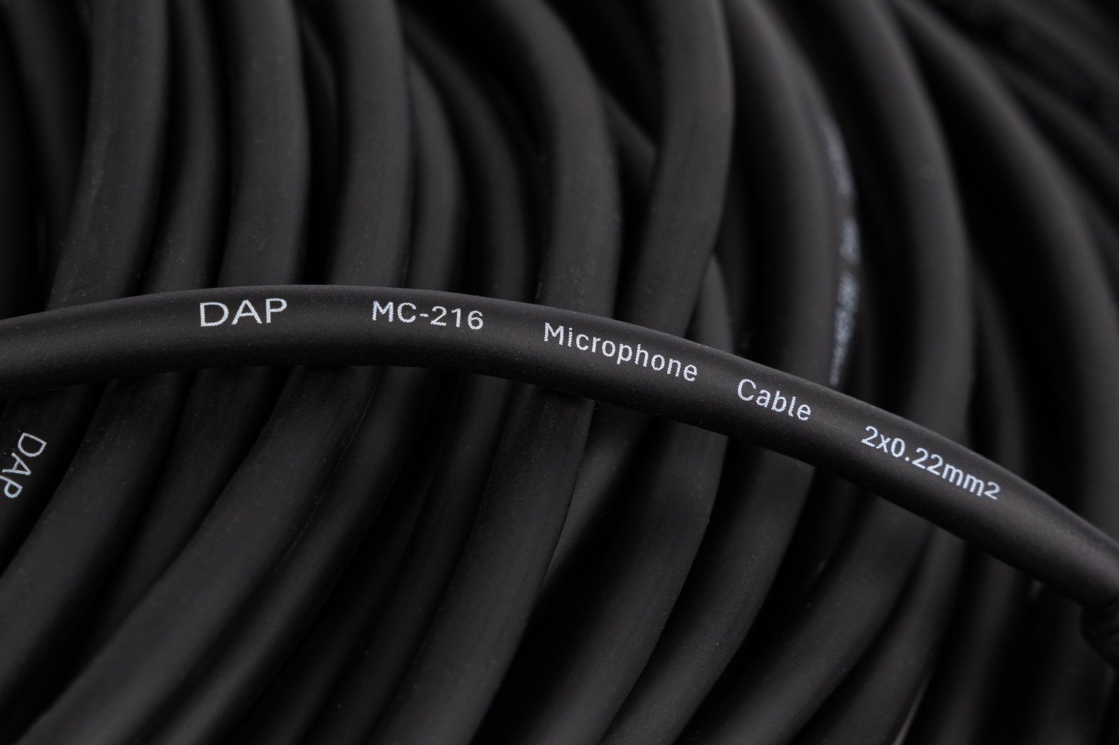 DAP FLN01 XLR mic/line-kabel 15 m met Neutrik connectoren Kabels en aansluitingen J&H licht en geluid 4 DAP FLN01 XLR mic/line-kabel 15 m met Neutrik connectoren Kabels en aansluitingen J&H licht en geluid 4
