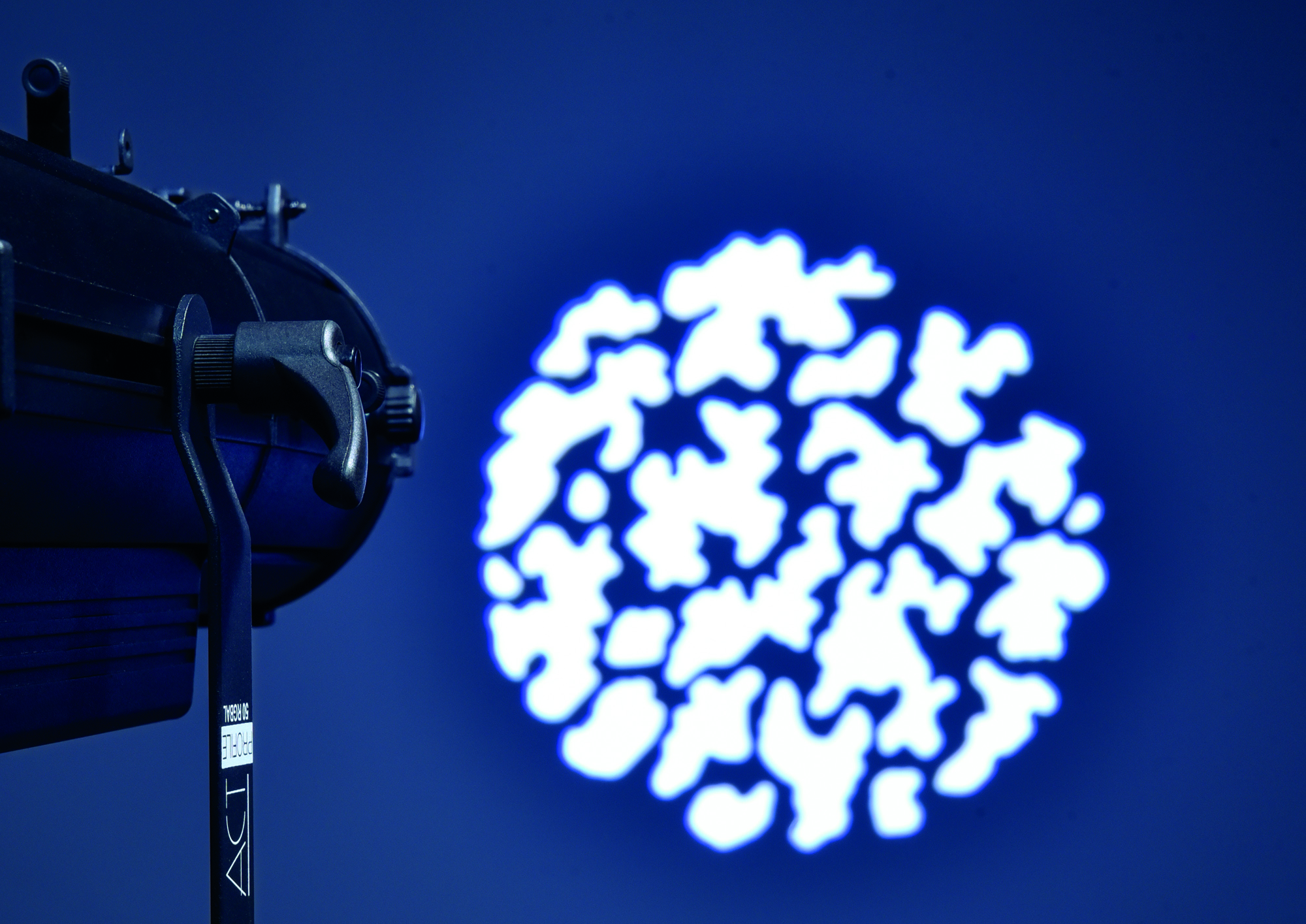 Showtec ACT 230 CW koudwitte LED-volgspot Entertainment- verlichting J&H licht en geluid 15 Showtec ACT 230 CW koudwitte LED-volgspot Entertainment- verlichting J&H licht en geluid 15