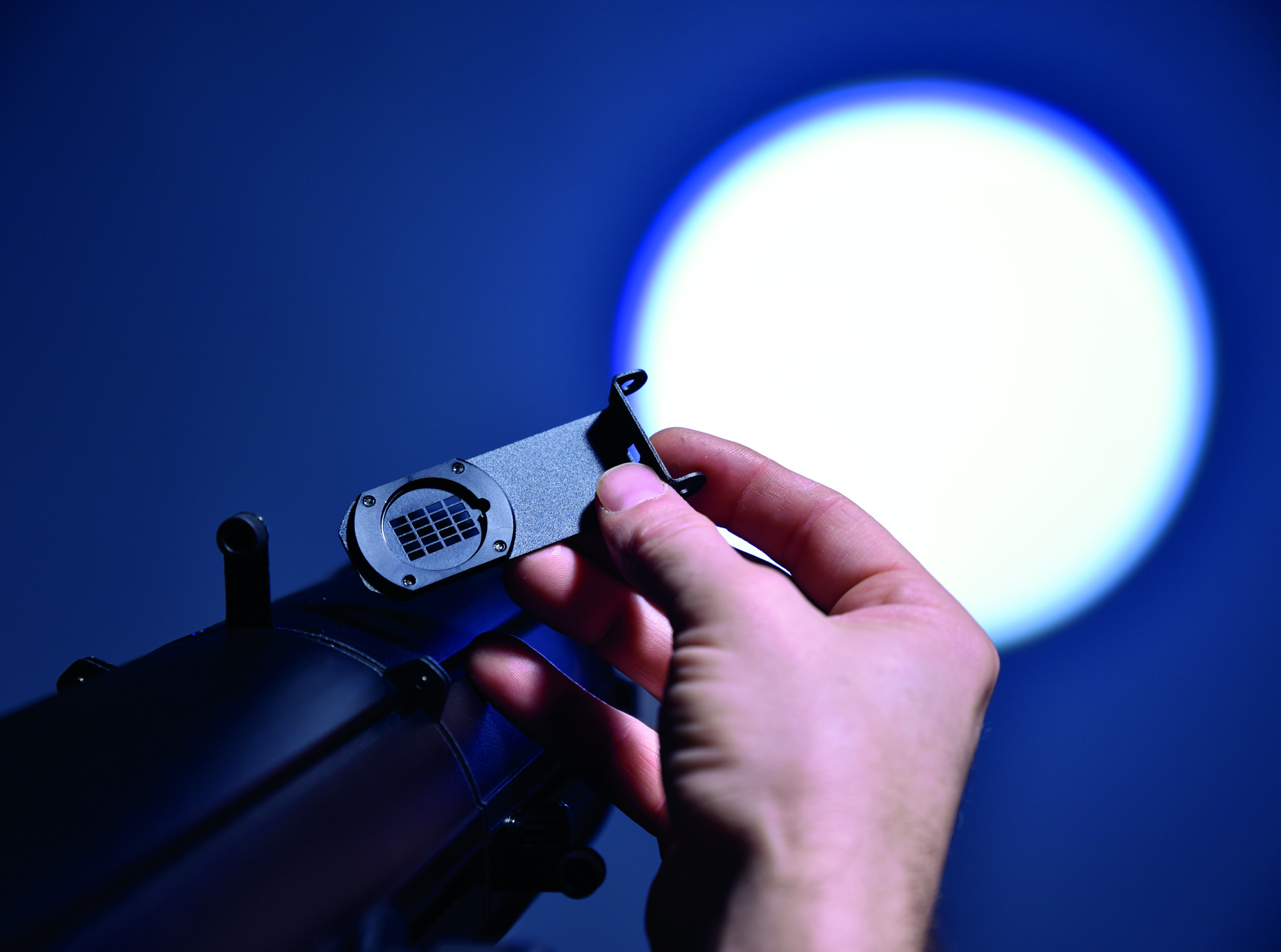 Showtec ACT 230 CW koudwitte LED-volgspot Entertainment- verlichting J&H licht en geluid 18 Showtec ACT 230 CW koudwitte LED-volgspot Entertainment- verlichting J&H licht en geluid 18