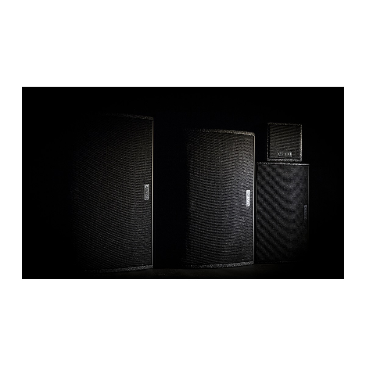 SYNQ SC-12 passieve 12″ coaxiale speaker, 60° x 40° en 128 dB SPL Passief J&H licht en geluid 12 SYNQ SC-12 passieve 12″ coaxiale speaker, 60° x 40° en 128 dB SPL Passief J&H licht en geluid 12