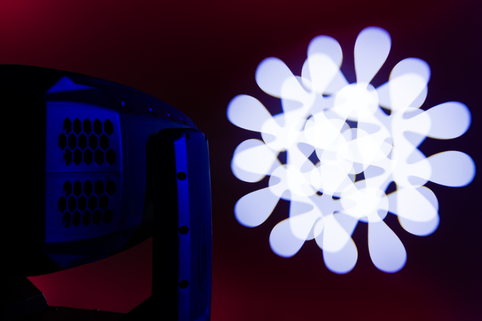 Showtec Phantom 350 Spot IP65 LED moving head Moving Lights Spot J&H licht en geluid 27 Showtec Phantom 350 Spot IP65 LED moving head Moving Lights Spot J&H licht en geluid 27