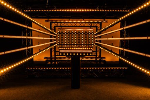 SHOWTEC Photon Sunstrip LED-balk met tungsten-simulatie — toepassingsvoorbeeld 02