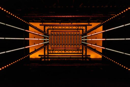 SHOWTEC Photon Sunstrip LED-balk met tungsten-simulatie — toepassingsvoorbeeld 06
