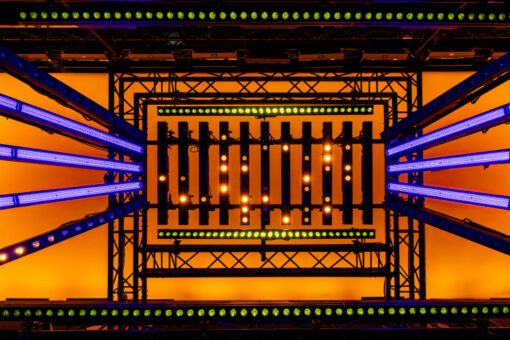 SHOWTEC Photon Sunstrip LED-balk met tungsten-simulatie — toepassingsvoorbeeld 16